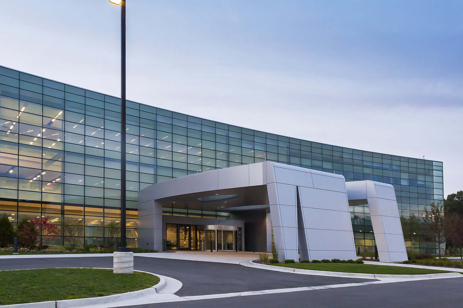 Spectrum Health East Beltline - Vos Glass LLC